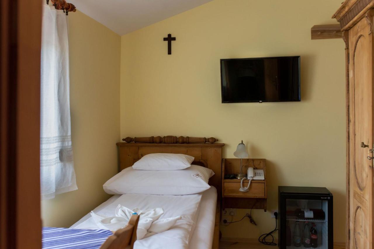 Szent Gellert Borhaz Es Vendegfogado Bed & Breakfast Makó Exterior foto