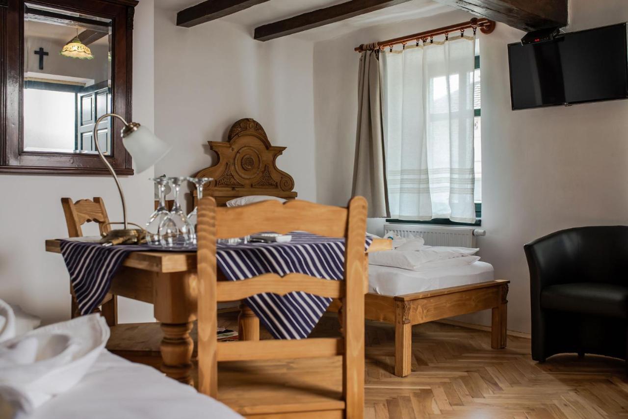 Szent Gellert Borhaz Es Vendegfogado Bed & Breakfast Makó Exterior foto